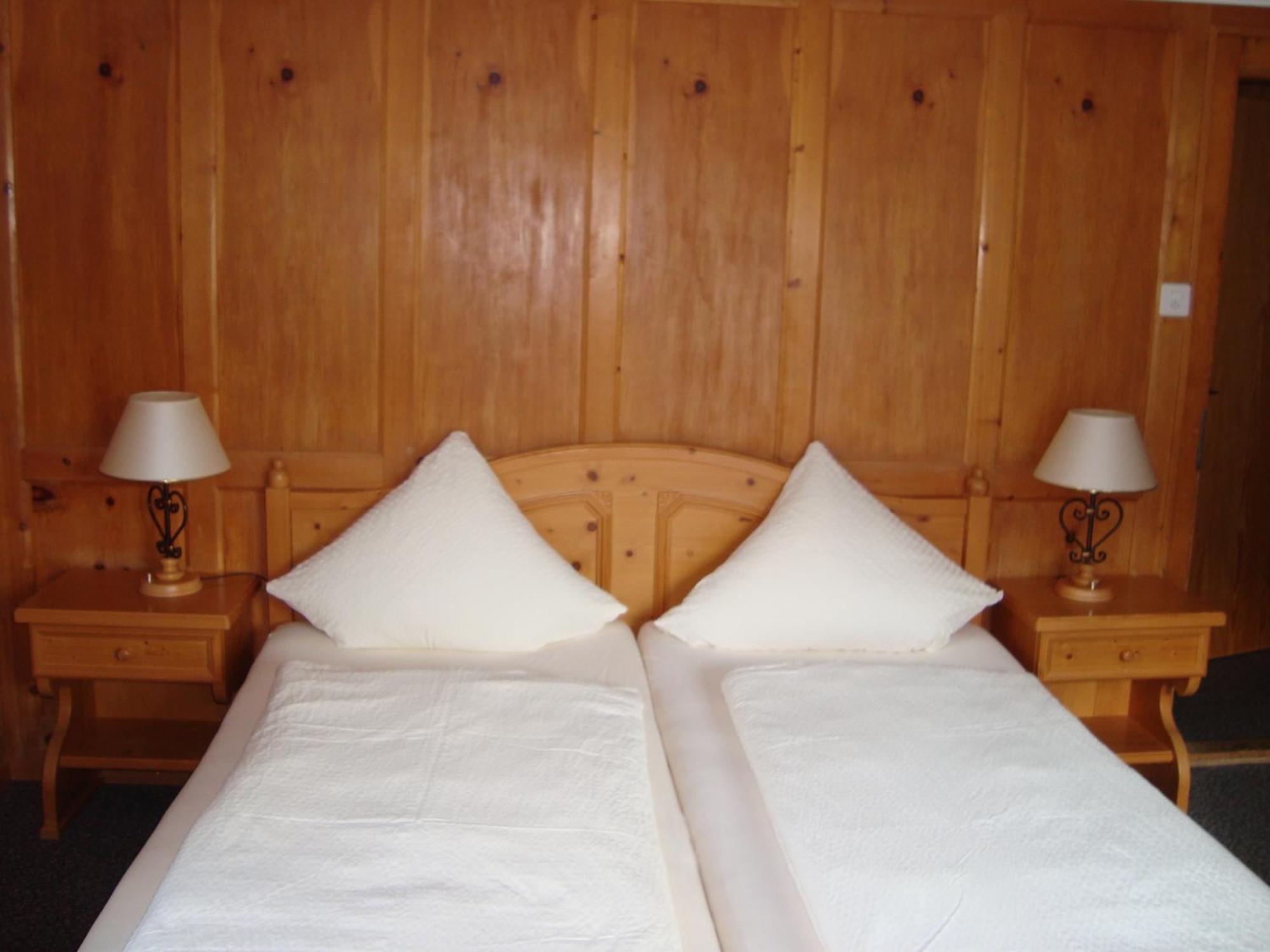 Hotel Restaurant Alpenblick Ernen Ngoại thất bức ảnh